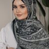 Ethnische Schals – Traditionelle Muster & Emotionale Eleganz